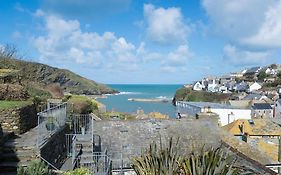 Scuppers, Port Isaac Bay Holidays