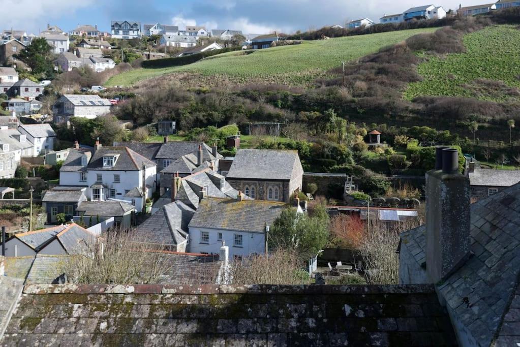 Scuppers, Port Isaac Bay Holidays Exterior photo